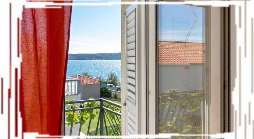 Hostel Oktarin Kastela Phòng bức ảnh