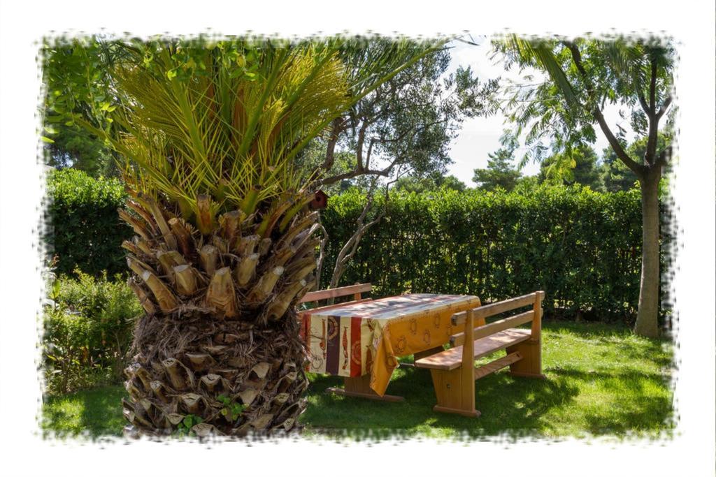 Hostel Oktarin Kastela Ngoại thất bức ảnh